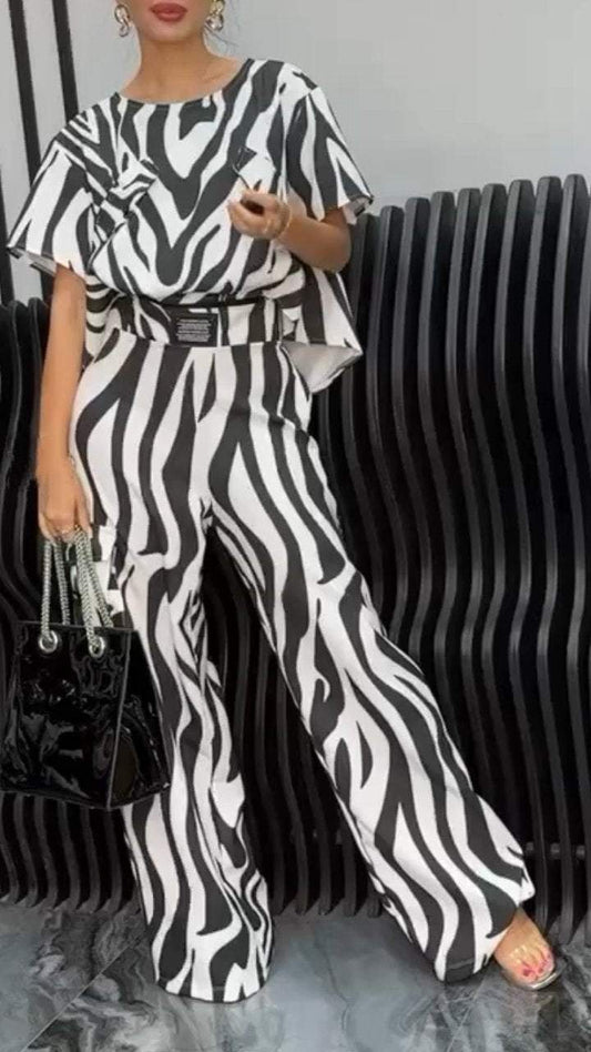 Women's Zebra Print Short Sleeved Crew Neck Suit Suit